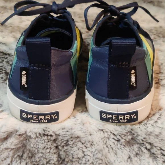 Sperry Crest Vibe Bionic Sneakers - Picture 5 of 8